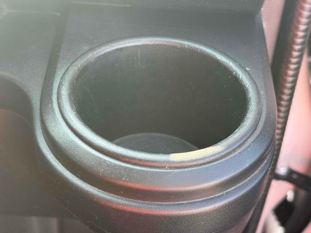 ハイゼットカーゴ ＤＸ　ＳＡＩＩＩ　ＡＴ　衝突被害軽減システム　ＥＴＣ　ナビ　バックカメラ　両側スライドドア　キーレスエントリー　アイドリングストップ　オートマチックハイビーム　ＡＢＳ　ＥＳＣ　エアコン　パワーステアリング（28枚目）