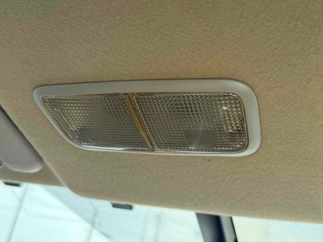 カローラフィールダー １．８Ｓ　ＥＴＣ　ナビ　ＴＶ　ＨＩＤ　スマートキー　電動格納ミラー　ＣＶＴ　盗難防止システム　衝突安全ボディ　ＡＢＳ　ＥＳＣ　ＣＤ　ＤＶＤ再生　Ｂｌｕｅｔｏｏｔｈ　エアコン　パワーステアリング　パワーウィンドウ（37枚目）