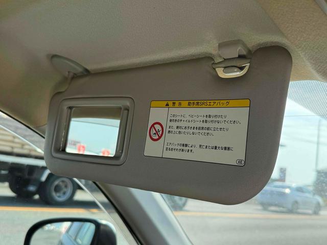 カローラフィールダー １．８Ｓ　ＥＴＣ　ナビ　ＴＶ　ＨＩＤ　スマートキー　電動格納ミラー　ＣＶＴ　盗難防止システム　衝突安全ボディ　ＡＢＳ　ＥＳＣ　ＣＤ　ＤＶＤ再生　Ｂｌｕｅｔｏｏｔｈ　エアコン　パワーステアリング　パワーウィンドウ（38枚目）