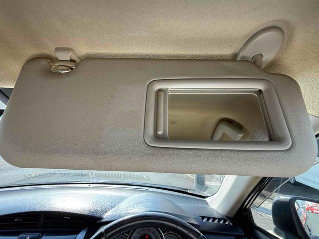 カローラフィールダー １．８Ｓ　ＥＴＣ　ナビ　ＴＶ　ＨＩＤ　スマートキー　電動格納ミラー　ＣＶＴ　盗難防止システム　衝突安全ボディ　ＡＢＳ　ＥＳＣ　ＣＤ　ＤＶＤ再生　Ｂｌｕｅｔｏｏｔｈ　エアコン　パワーステアリング　パワーウィンドウ（39枚目）