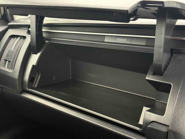 プリウス S ETC バックカメラ ナビ TV アルミホイール オートライト HID CVT スマートキー 電動格納ミラー 盗難防止システム CD DVD再生 Bluetooth 衝突安全ボディ ABS エアコン(37枚目)