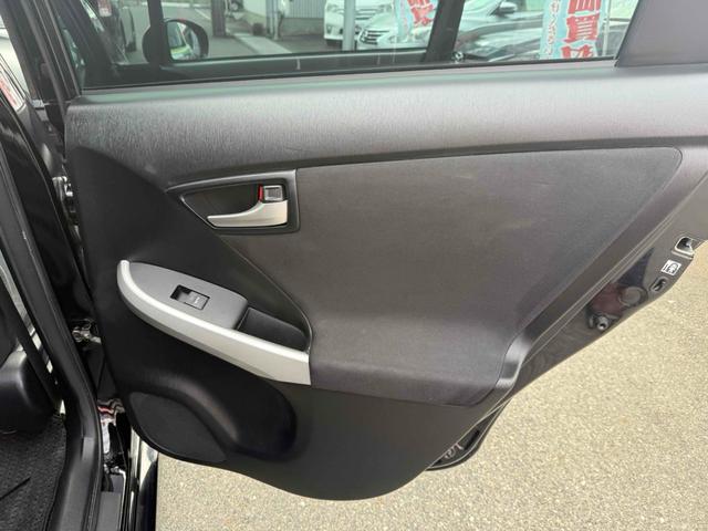 プリウス S ETC バックカメラ ナビ TV アルミホイール オートライト HID CVT スマートキー 電動格納ミラー 盗難防止システム CD DVD再生 Bluetooth 衝突安全ボディ ABS エアコン(50枚目)