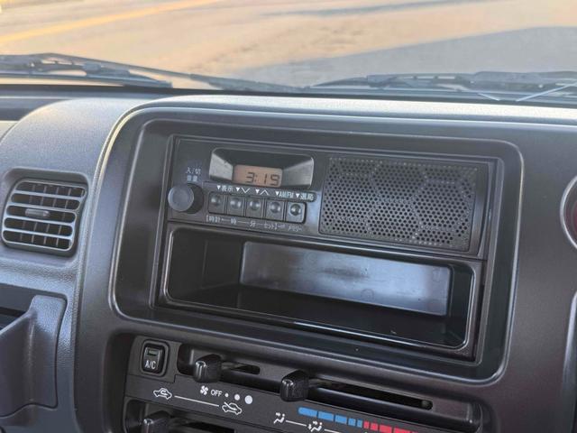 ハイゼットトラック エアコン・パワステ スペシャル MT エアコン パワーステアリング(4枚目)