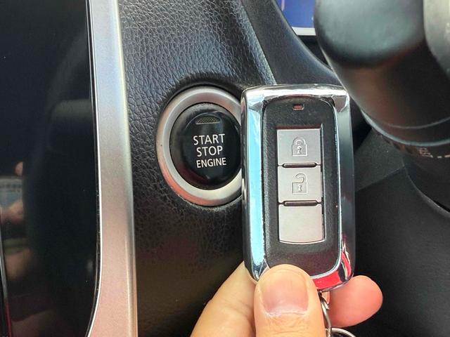 デイズ ハイウェイスター　Ｘ　全周囲カメラ　ＨＩＤ　スマートキー　アイドリングストップ　電動格納ミラー　ベンチシート　ＣＶＴ　盗難防止システム　ＡＢＳ　ＣＤ　ミュージックプレイヤー接続可　アルミホイール　衝突安全ボディ　エアコン（6枚目）