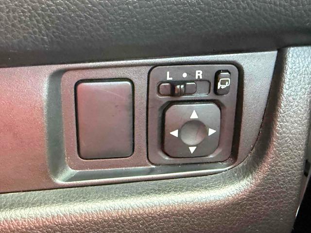 デイズ ハイウェイスター　Ｘ　全周囲カメラ　ＨＩＤ　スマートキー　アイドリングストップ　電動格納ミラー　ベンチシート　ＣＶＴ　盗難防止システム　ＡＢＳ　ＣＤ　ミュージックプレイヤー接続可　アルミホイール　衝突安全ボディ　エアコン（34枚目）