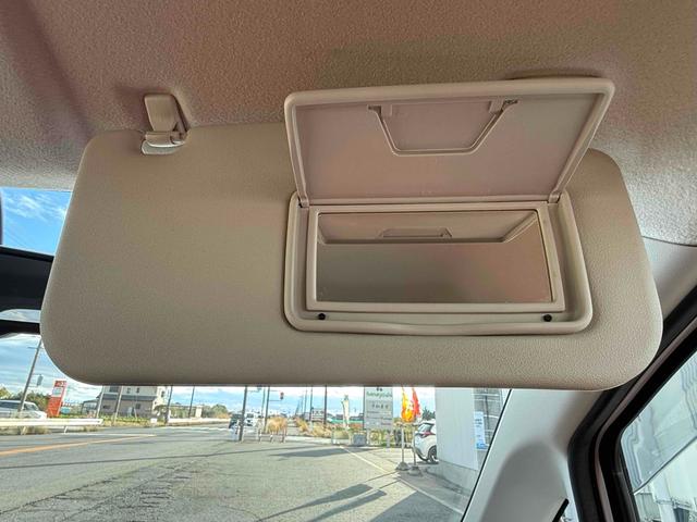 デイズ ハイウェイスター　Ｘ　全周囲カメラ　ＨＩＤ　スマートキー　アイドリングストップ　電動格納ミラー　ベンチシート　ＣＶＴ　盗難防止システム　ＡＢＳ　ＣＤ　ミュージックプレイヤー接続可　アルミホイール　衝突安全ボディ　エアコン（40枚目）