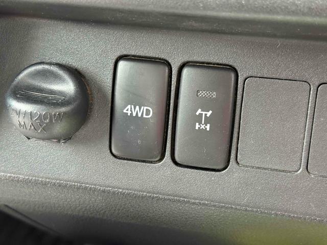 ハイゼットトラック ジャンボ　４ＷＤ　ＭＴ　ＬＥＤヘッドランプ　エアコン　パワーステアリング　パワーウィンドウ（4枚目）