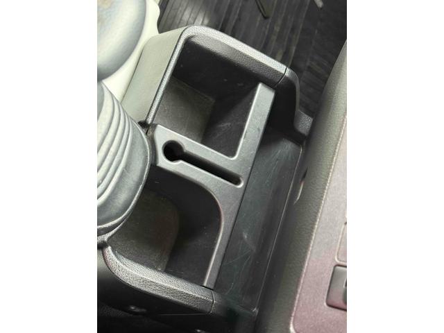 ハイゼットトラック ジャンボ　４ＷＤ　ＭＴ　ＬＥＤヘッドランプ　エアコン　パワーステアリング　パワーウィンドウ（9枚目）