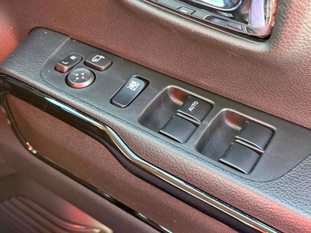 ハスラー ハイブリッドＸターボ　全周囲カメラ　両側電動スライドドア　ナビ　ＴＶ　クリアランスソナー　オートクルーズコントロール　レーンアシスト　衝突被害軽減システム　オートライト　ＬＥＤヘッドランプ　スマートキー（34枚目）