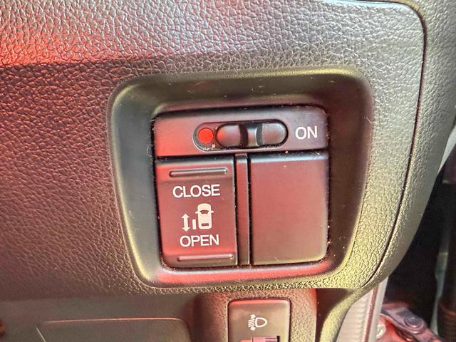 N-BOX G・Lパッケージ ETC 両側スライド・片側電動 ナビ TV スマートキー アイドリングストップ 電動格納ミラー ベンチシート CVT 盗難防止システム ABS ESC CD DVD再生 USB アルミホイール(7枚目)