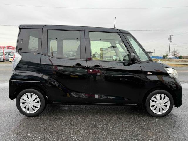 デイズルークス Ｘ　ＥＴＣ　全周囲カメラ　両側スライド・片側電動　ナビ　ＴＶ　スマートキー　アイドリングストップ　電動格納ミラー　ベンチシート　ＣＶＴ　盗難防止システム　ＡＢＳ　ＥＳＣ　ＣＤ　ＤＶＤ再生　ＵＳＢ（15枚目）