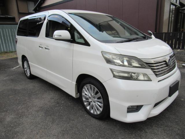 ヴェルファイア ３．５Ｚ　プラチナセレクションＩＩ　４ＷＤ　ドライブレコーダー　ＥＴＣ　バックカメラ　ナビ　ＴＶ　クリアランスソナー　オートクルーズコントロール　両側電動スライドドア　ＨＩＤ　電動リアゲート　スマートキー　電動格納ミラー　３列シート（13枚目）