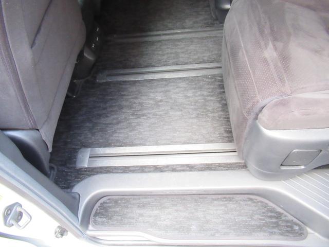 ヴェルファイア ３．５Ｚ　プラチナセレクションＩＩ　４ＷＤ　ドライブレコーダー　ＥＴＣ　バックカメラ　ナビ　ＴＶ　クリアランスソナー　オートクルーズコントロール　両側電動スライドドア　ＨＩＤ　電動リアゲート　スマートキー　電動格納ミラー　３列シート（41枚目）