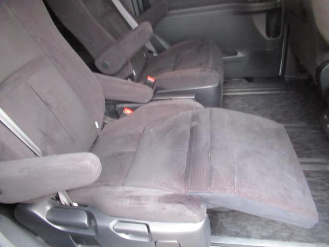 ヴェルファイア ３．５Ｚ　プラチナセレクションＩＩ　４ＷＤ　ドライブレコーダー　ＥＴＣ　バックカメラ　ナビ　ＴＶ　クリアランスソナー　オートクルーズコントロール　両側電動スライドドア　ＨＩＤ　電動リアゲート　スマートキー　電動格納ミラー　３列シート（44枚目）