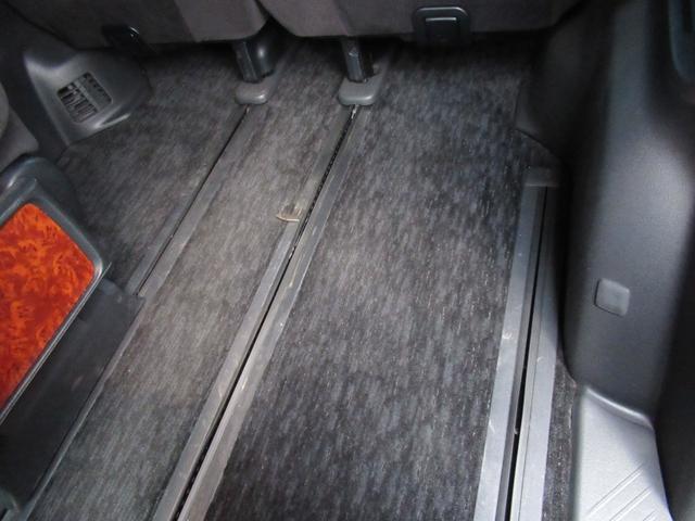 ヴェルファイア ３．５Ｚ　プラチナセレクションＩＩ　４ＷＤ　ドライブレコーダー　ＥＴＣ　バックカメラ　ナビ　ＴＶ　クリアランスソナー　オートクルーズコントロール　両側電動スライドドア　ＨＩＤ　電動リアゲート　スマートキー　電動格納ミラー　３列シート（45枚目）