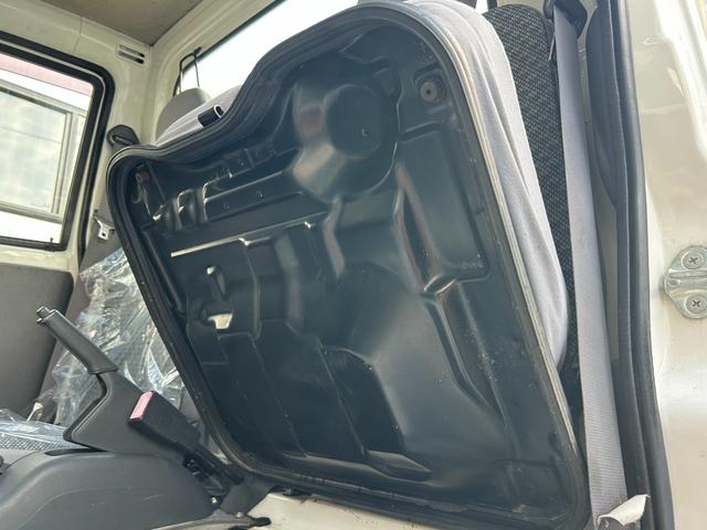 ハイゼットトラック ダンプ　深ダンプ　土砂禁　ミッション・デフ交換済　パートタイム４ＷＤ　５速ＭＴ　エアコン　パワステ（16枚目）