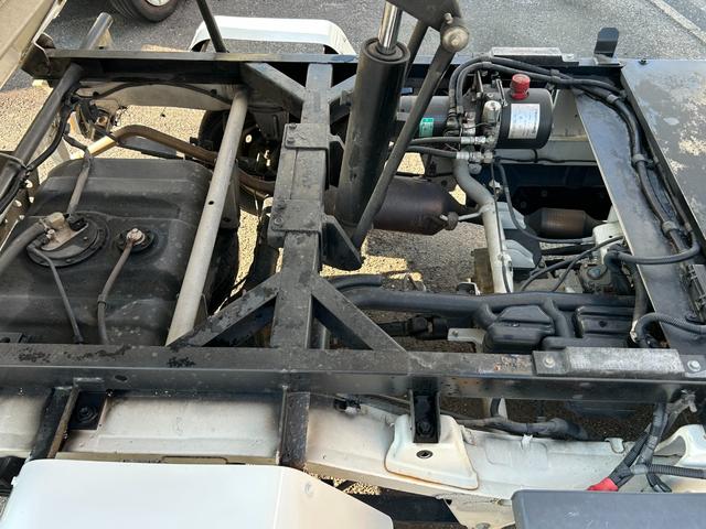 ハイゼットトラック ダンプ　深ダンプ　土砂禁　ミッション・デフ交換済　パートタイム４ＷＤ　５速ＭＴ　エアコン　パワステ（25枚目）