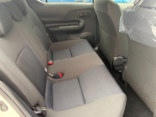 アクア Ｓ　純正９インチナビ　Ｂカメラ　Ｂｌｕｅｔｏｏｔｈ　ＬＥＤライト　スマートキー　ＥＴＣ　シートヒーター　フルセグ（29枚目）