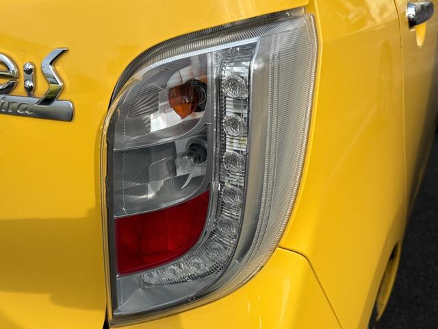 ミライース Ｘ　リミテッドＳＡ　純正ＳＤナビ　フルセグ　Ｂｌｕｅｔｏｏｔｈ　ＥＴＣ　純正ＯＰカーボン調ルーフラッピング　コムテック３６０°ドラレコ　外装キズあり　ルーフへこみあり（15枚目）