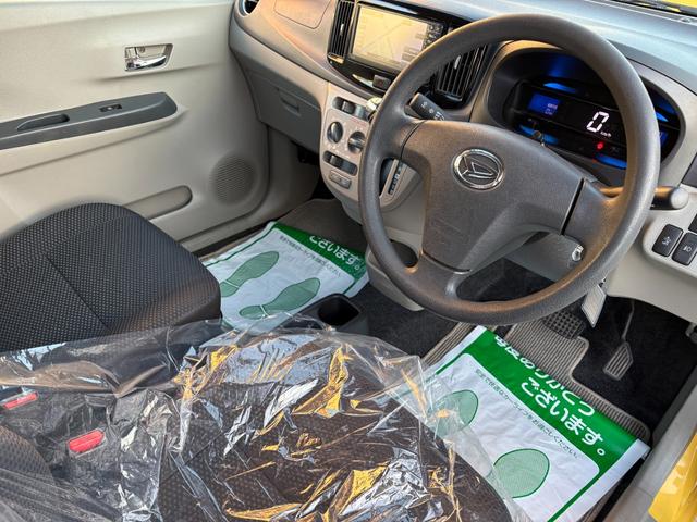 ミライース Ｘ　リミテッドＳＡ　純正ＳＤナビ　フルセグ　Ｂｌｕｅｔｏｏｔｈ　ＥＴＣ　純正ＯＰカーボン調ルーフラッピング　コムテック３６０°ドラレコ　外装キズあり　ルーフへこみあり（23枚目）