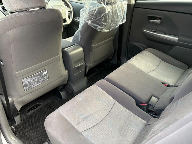 プリウスアルファ Ｇ　純正ＳＤナビ　Ｂカメラ　Ｂｌｕｅｔｏｏｔｈ　ＬＥＤヘッドライト　ＥＴＣ　スマートキー　フルセグ（28枚目）