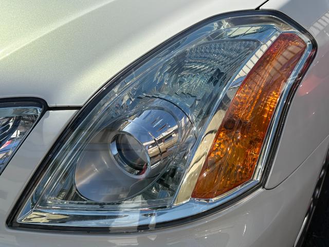 マークIIブリット ２．５ｉＲ－Ｓ　３５ｔｈアニバーサリーナビＰ　マルチナビ　ＨＩＤライト　キーレス　ＥＴＣ　禁煙車　Ｐガラス　純正１７インチＡＷ　３５周年特別仕様車（11枚目）