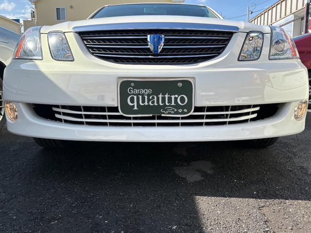 マークIIブリット ２．５ｉＲ－Ｓ　３５ｔｈアニバーサリーナビＰ　マルチナビ　ＨＩＤライト　キーレス　ＥＴＣ　禁煙車　Ｐガラス　純正１７インチＡＷ　３５周年特別仕様車（20枚目）