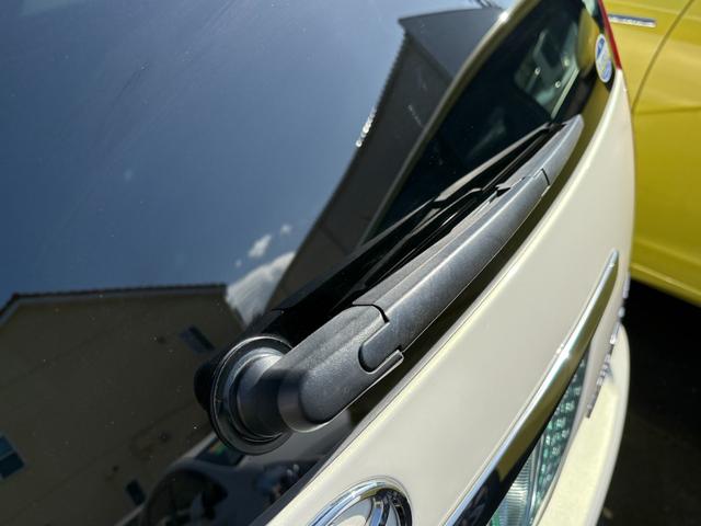 マークIIブリット ２．５ｉＲ－Ｓ　３５ｔｈアニバーサリーナビＰ　マルチナビ　ＨＩＤライト　キーレス　ＥＴＣ　禁煙車　Ｐガラス　純正１７インチＡＷ　３５周年特別仕様車（25枚目）