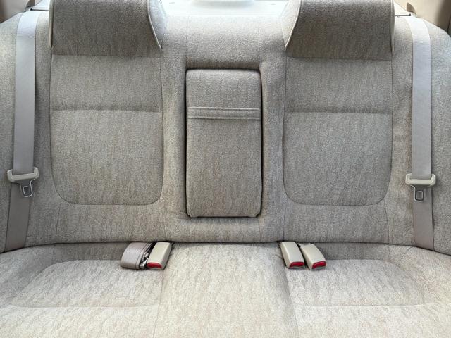 ブルーバードシルフィ 15i-G 5速マニュアル 禁煙車 ETC フルセグTV 純正CDデッキ 純正AW ドラレコ キーレス(14枚目)