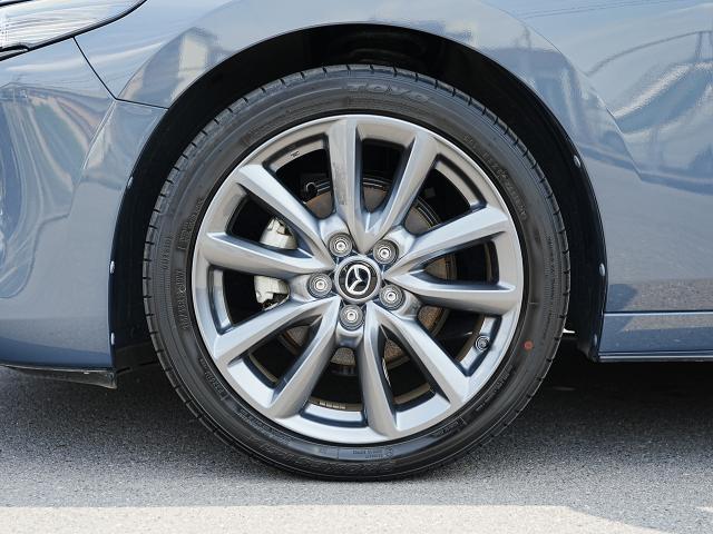 MAZDA3ファストバック 20Sプロアクティブ ツーリングセレクション 衝突被害軽減システム アダプティブクルーズコントロール オートマチックハイビーム 電動シート シートヒーター バックカメラ オートライト LEDヘッドランプ ETC Bluetooth ワンオーナー(19枚目)