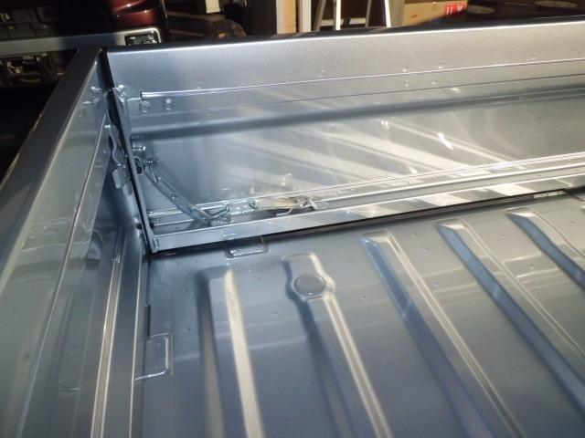 ハイゼットトラック ジャンボエクストラ 4WD LEDヘッド スマートキー プッシュスタート スマートアシスト 届出済未使用車(16枚目)