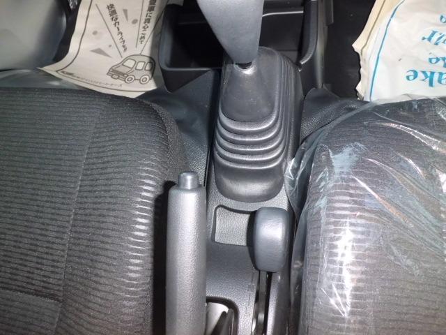 ハイゼットトラック ジャンボエクストラ 4WD LEDヘッド スマートキー プッシュスタート スマートアシスト 届出済未使用車(18枚目)