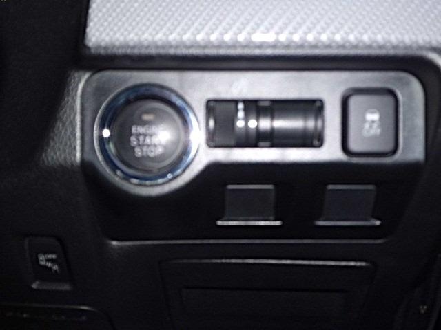 レヴォーグ １．６ＧＴ－Ｓアイサイト　アドバンスドセイフティパッケージ　ＳＴｉ１８インチアルミ　ガナドールマフラー　アダプティブクルーズコントロール（22枚目）