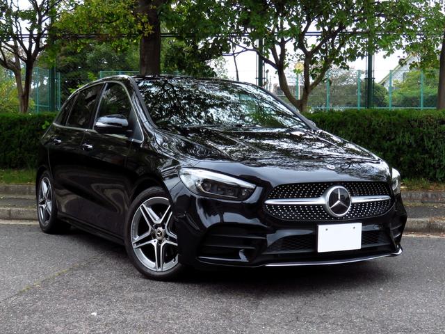 Bクラス B180 AMGレザーエクスクルーシブパッケージ パノラマルーフ アドバンスドパッケージ レーダーセーフティパッケージ ナビゲーションパッケージ 赤/黒本革シート 360°カメラ ヘッドアップディスプレイ パワーシート シートヒーター 禁煙車(3枚目)