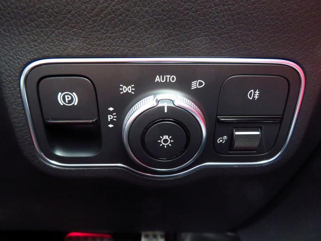 Bクラス B180 AMGレザーエクスクルーシブパッケージ パノラマルーフ アドバンスドパッケージ レーダーセーフティパッケージ ナビゲーションパッケージ 赤/黒本革シート 360°カメラ ヘッドアップディスプレイ パワーシート シートヒーター 禁煙車(37枚目)