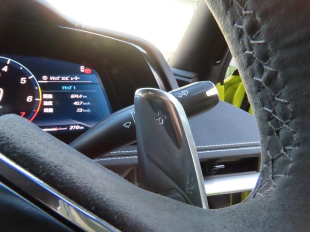 シボレーコルベット ２ＬＴ　リミテッドスポーツスタイルエディション　２０２３年モデル　７０周年記念モデル　　限定車　ワンオーナー　延長保証・延長メンテナンスプラン２年加入済み　純正ドラレコ付き　ＢＯＳＥ　メーカークラウドナビ　スエードシート　スエードステアリング（34枚目）