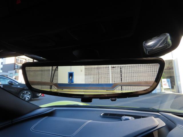 シボレーコルベット ２ＬＴ　リミテッドスポーツスタイルエディション　２０２３年モデル　７０周年記念モデル　　限定車　ワンオーナー　延長保証・延長メンテナンスプラン２年加入済み　純正ドラレコ付き　ＢＯＳＥ　メーカークラウドナビ　スエードシート　スエードステアリング（52枚目）