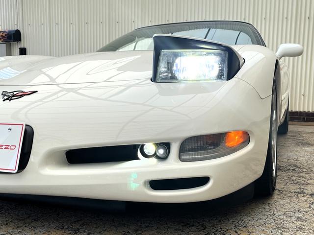 シボレーコルベット ベースグレード　２００１ｙモデル　ディーラー車　社外マフラー　ＵＳテール　ＬＥＤヘッド＆フォグ　ヘッドアップディスプレイ　ＮＥＷエンブレム（前後）　新品タイヤ　新品刺繍ロゴ入りフロアマット　整備＆半年保証（17枚目）