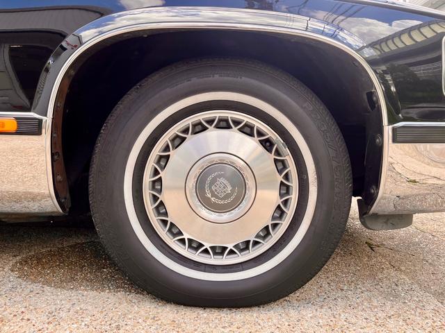 キャデラックフリートウッド ブロアムエレガンス　ディーラー車　１９９４ｙモデル　ＬＴ１エンジン　内外装グッドコンディション　純正ＡＷ　純正グリル　６人乗り　ディスプレイオーディオ（アップルカープレイ・アンドロイドオート）　新品タイヤ　整備＆半年保証（38枚目）
