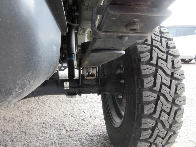 キャリイトラック KX 4WD/2インチリフトアップ/ブロックタイヤ/ロールバー/バンパーガード/ルーフキャリア/パナソニック7型ワイドナビ/デュアルカメラブレーキサポート/グー故障診断実施済み(11枚目)