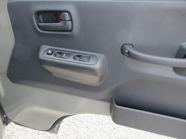 キャリイトラック KX 4WD/2インチリフトアップ/ブロックタイヤ/ロールバー/バンパーガード/ルーフキャリア/パナソニック7型ワイドナビ/デュアルカメラブレーキサポート/グー故障診断実施済み(27枚目)