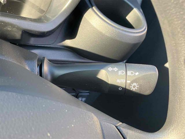 ミライース Ｌ　ＳＡＩＩＩ　届け出済み未使用車　クリアランスソナー　衝突被害軽減システム　オートマチックハイビーム　オートライト　キーレスエントリー　アイドリングストップ　ＣＶＴ　盗難防止システム　ＡＢＳ　ＥＳＣ　衝突安全ボディ（12枚目）