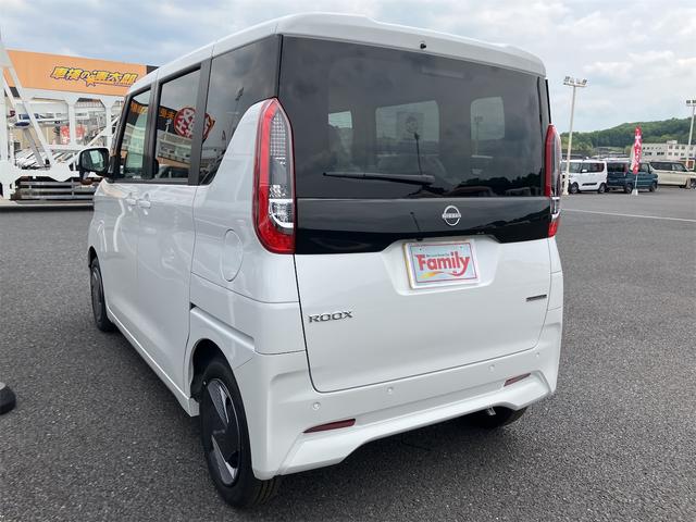ルークス Ｓ　届け出済み未使用車　バックカメラ　両側スライドドア　クリアランスソナー　衝突被害軽減システム　オートライト　ＬＥＤヘッドランプ　キーレスエントリー　アイドリングストップ　電動格納ミラー　ベンチシート（23枚目）