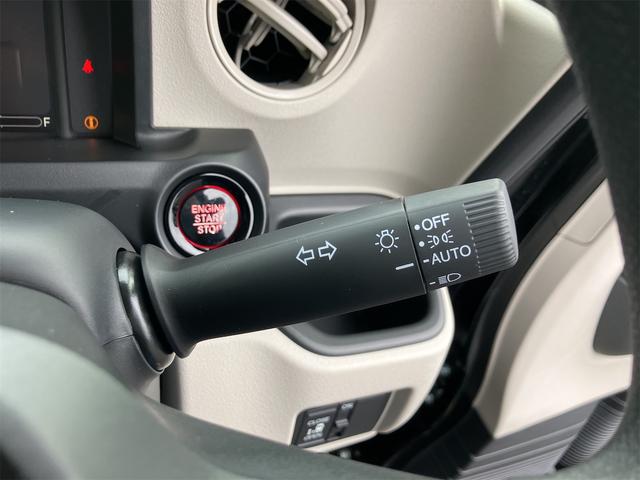 Ｎ－ＢＯＸ ベースグレード　両側スライド・片側電動　クリアランスソナー　オートクルーズコントロール　レーンアシスト　衝突被害軽減システム　オートライト　ＬＥＤヘッドランプ　スマートキー　アイドリングストップ　電動格納ミラー（11枚目）