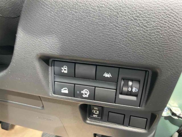 デリカミニ Ｇ　届け出済み未使用車　バックカメラ　両側スライド・片側電動　クリアランスソナー　レーンアシスト　衝突被害軽減システム　オートライト　ＬＥＤヘッドランプ　スマートキー　アイドリングストップ　電動格納ミラー（11枚目）