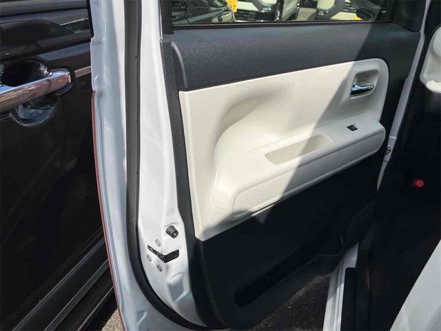 ムーヴキャンバス ストライプスＧ　届け出済み未使用車　バックカメラ　両側電動スライドドア　ナビ　クリアランスソナー　衝突被害軽減システム　オートライト　ＬＥＤヘッドランプ　スマートキー　アイドリングストップ　電動格納ミラー（65枚目）