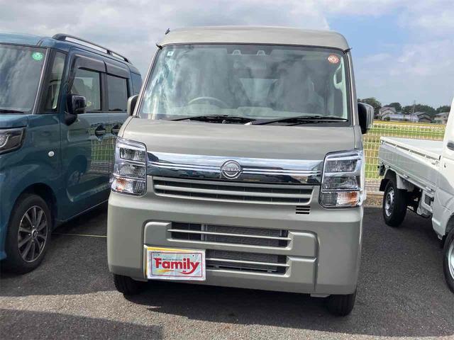 クリッパーバン ＧＸ　届け出済み未使用車　ＣＶＴ　衝突被害軽減システム　クリアランスソナー　レーンアシスト　両側スライドドア　スマートキー　アイドリングストップ　電動格納ミラー　シートヒーター　オートライト　ＥＳＣ（7枚目）