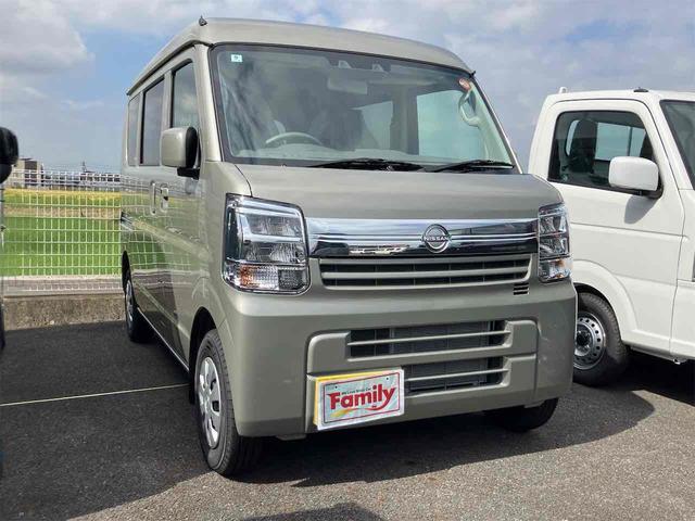 クリッパーバン ＧＸ　届け出済み未使用車　ＣＶＴ　衝突被害軽減システム　クリアランスソナー　レーンアシスト　両側スライドドア　スマートキー　アイドリングストップ　電動格納ミラー　シートヒーター　オートライト　ＥＳＣ（8枚目）