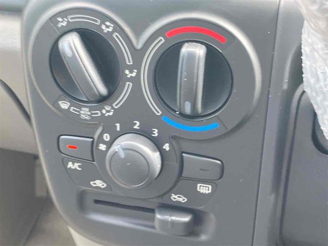 クリッパーバン ＧＸ　届け出済み未使用車　ＣＶＴ　衝突被害軽減システム　クリアランスソナー　レーンアシスト　両側スライドドア　スマートキー　アイドリングストップ　電動格納ミラー　シートヒーター　オートライト　ＥＳＣ（37枚目）