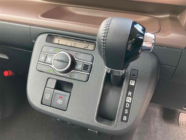 ムーヴキャンバス セオリーＧ　届け出済み未使用車　バックカメラ　両側電動スライドドア　クリアランスソナー　衝突被害軽減システム　オートライト　ＬＥＤヘッドランプ　スマートキー　アイドリングストップ　電動格納ミラー　シートヒーター（9枚目）